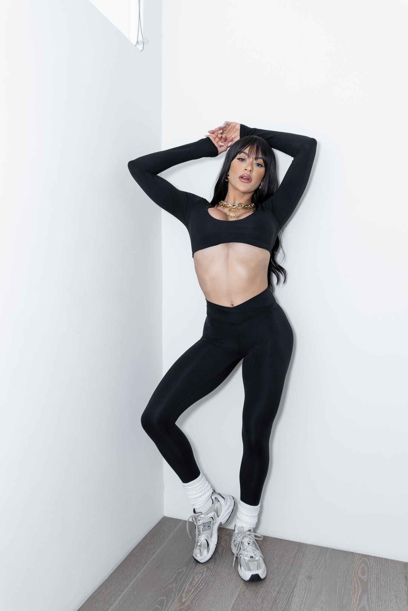 KZ’s Crossover Waist Legging